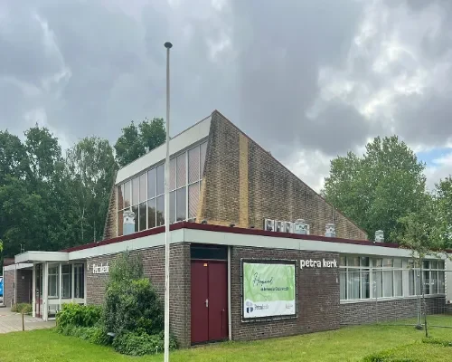 Gevelreiniging Pertra Kerk harderwijk (2)